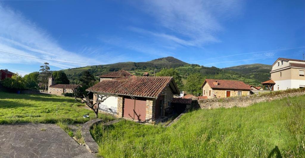 Apartamentos Rurales La Casa Vieja De Alceda Екстериор снимка