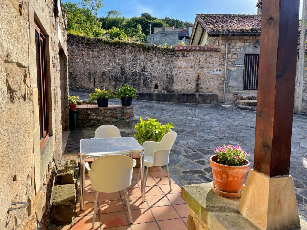 Apartamentos Rurales La Casa Vieja De Alceda Екстериор снимка