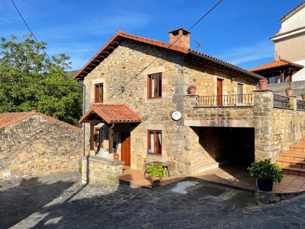 Apartamentos Rurales La Casa Vieja De Alceda Екстериор снимка