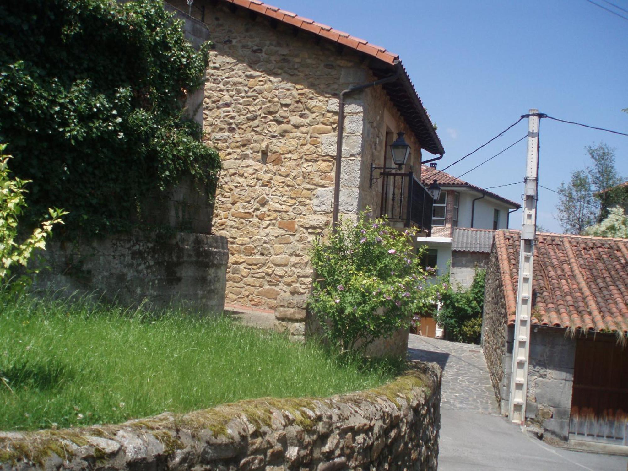 Apartamentos Rurales La Casa Vieja De Alceda Екстериор снимка