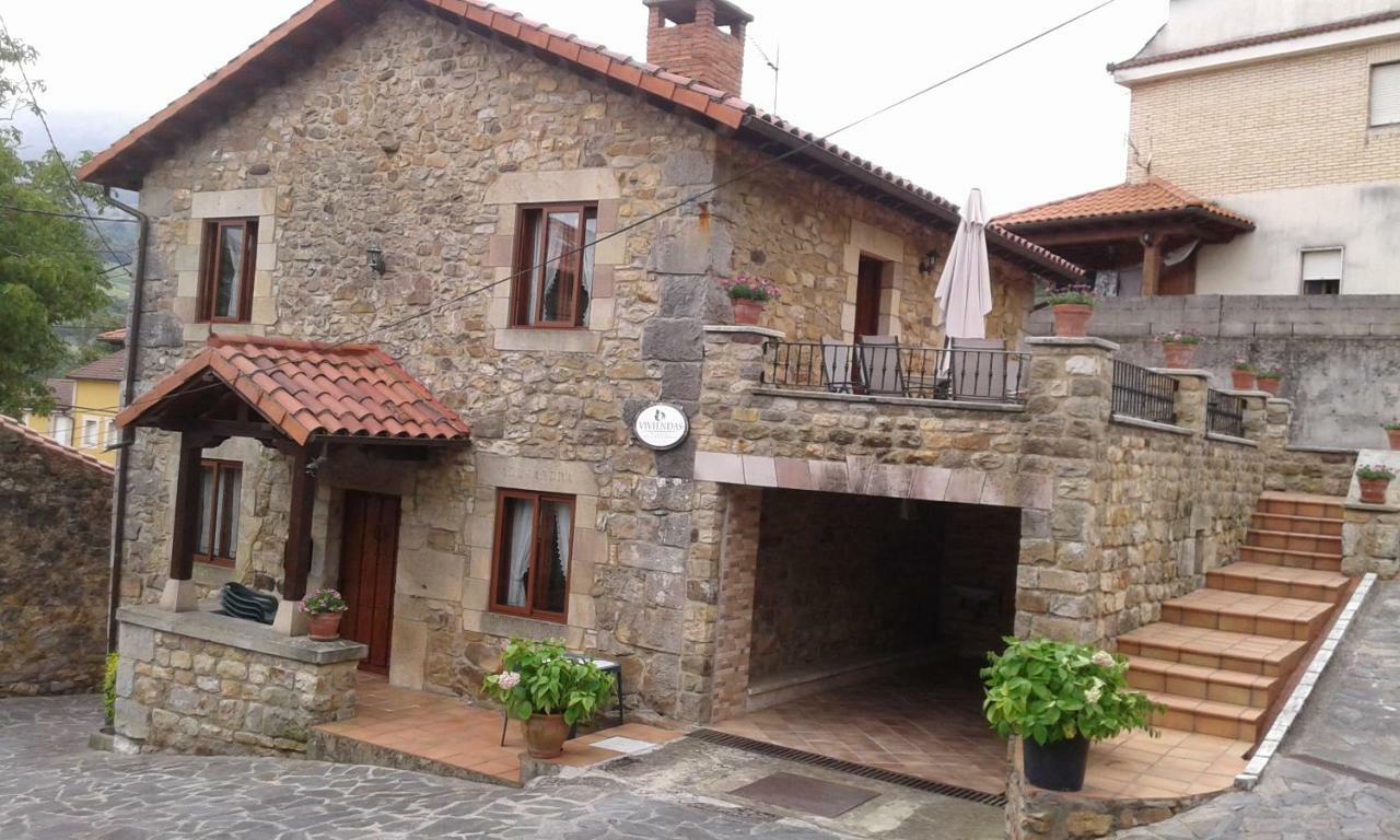 Apartamentos Rurales La Casa Vieja De Alceda Екстериор снимка