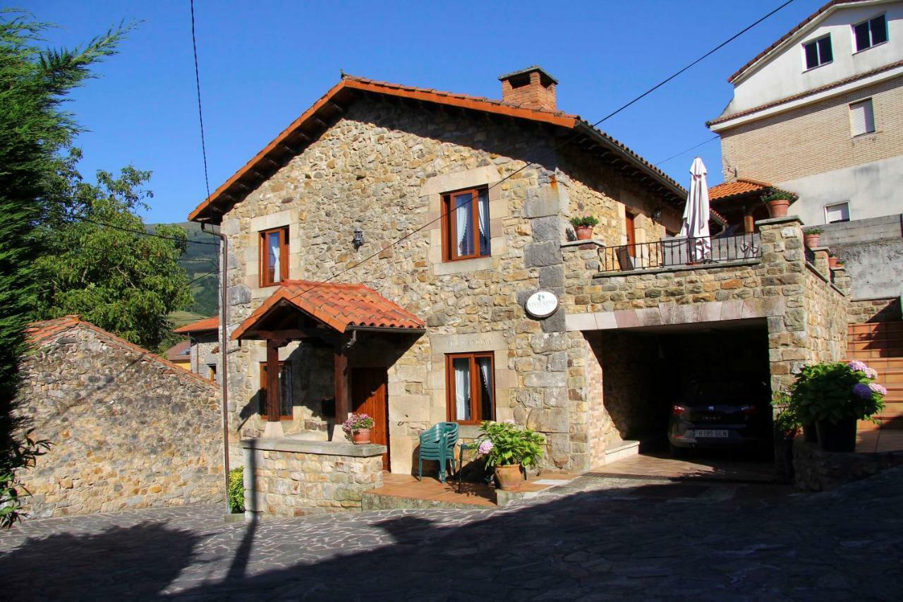Apartamentos Rurales La Casa Vieja De Alceda Екстериор снимка